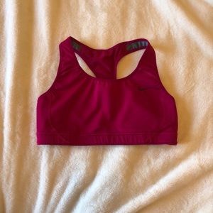 Magenta Nike Sports Bra Size Small